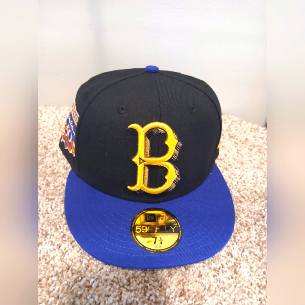 Brooklyn Dodgers New Era 59FIFTY Black Crown Cap  Size 7 and 3/4.